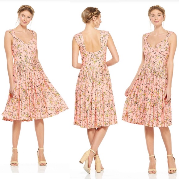 Gal Meets Glam Sarah dress NWT - Picture 4 of 8